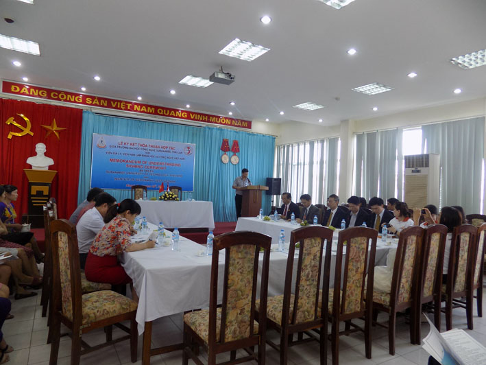 Ký kết thỏa thuận hợp tác giữa trường ĐH Công nghệ Suranaree ...
