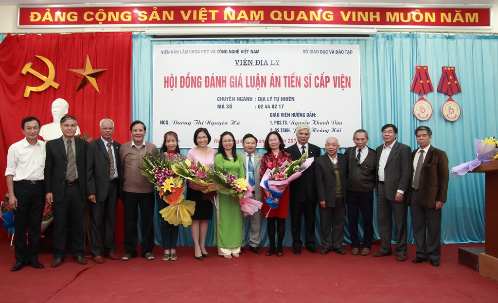 Lễ bảo vệ luận án Tiến sĩ cấp Viện của NCS Dương ...