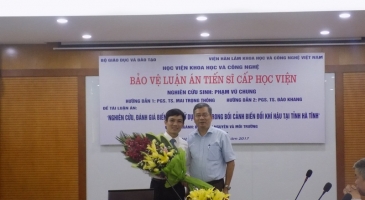 Lễ bảo vệ luận án tiến sĩ địa lý của NCS Phạm ...